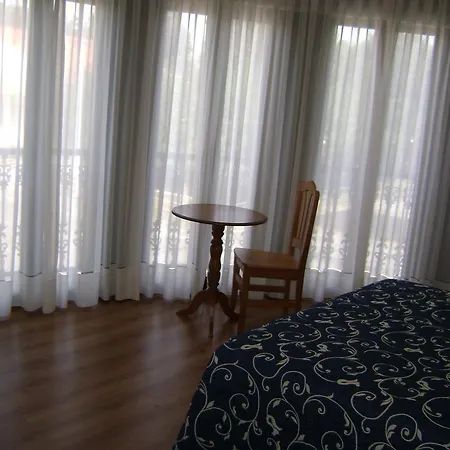 Santa Baia בית הארחה 3*