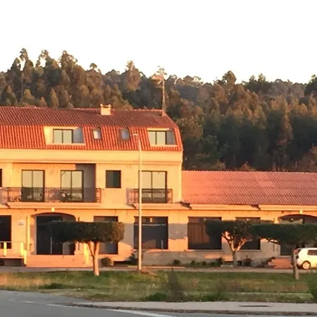 Santa Baia Konukevi Ribadumia